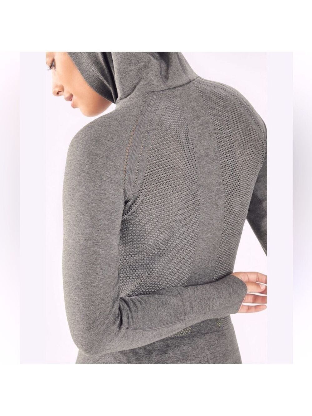 Fabletics Anna Seamless Hoodie NWT Long Sleeve Top Open Ventilation Size Large - Picture 4 of 16